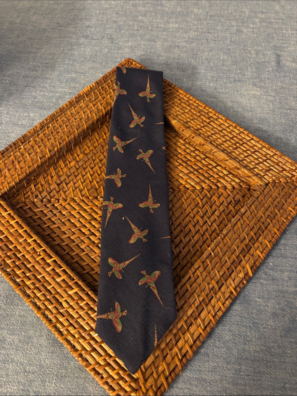 Brooks Brothers Navy Tie with Multicolored Pheasants 75% Wool 25% Silk
